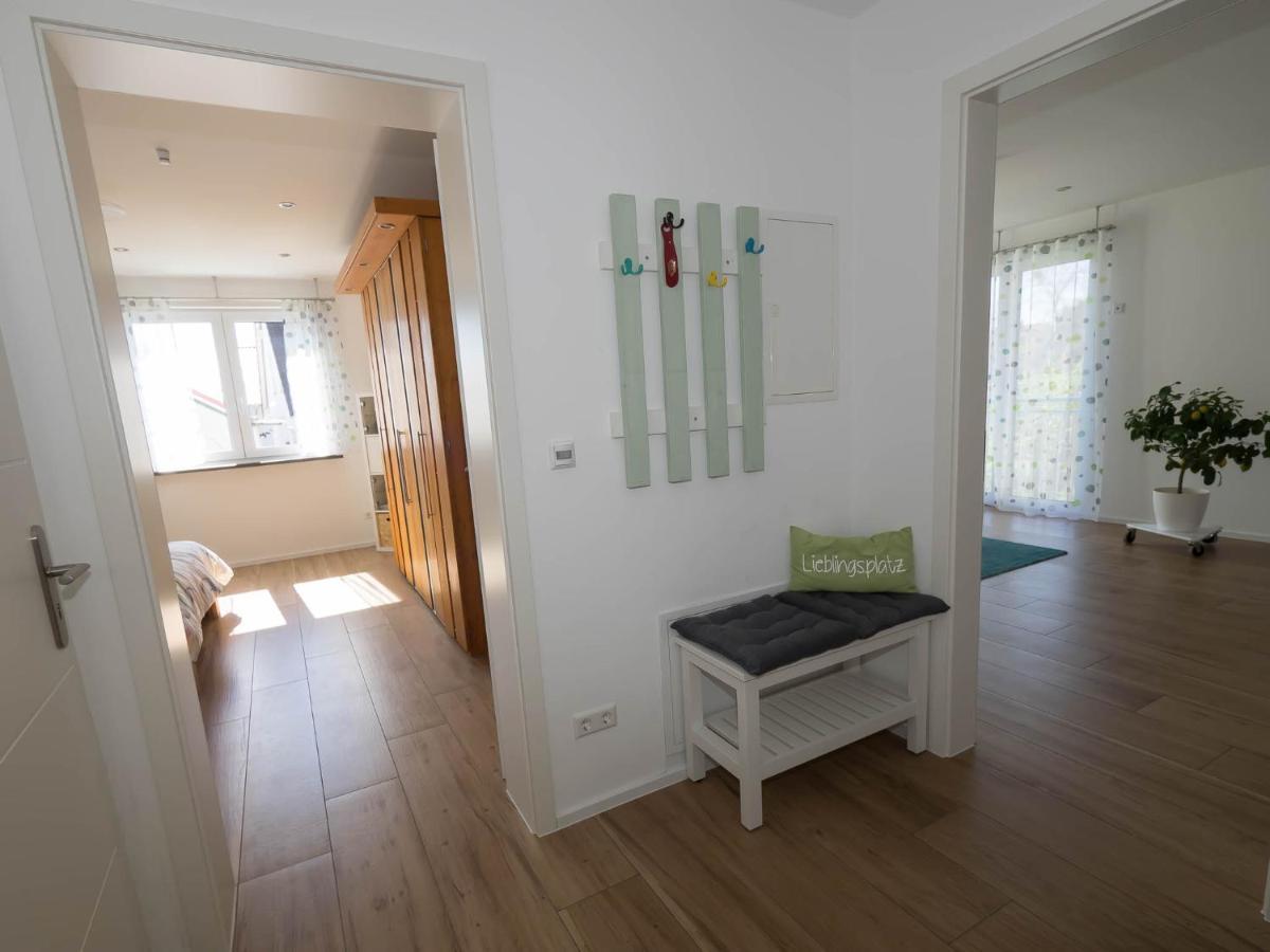 16Lilien Apartmentwohnung Waiblingen  Luaran gambar